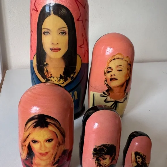 Artist Signed 2002 Madonna Russian Nesting Dolls Set of 5 Matryoshka Pop Art - Picture 10 of 12